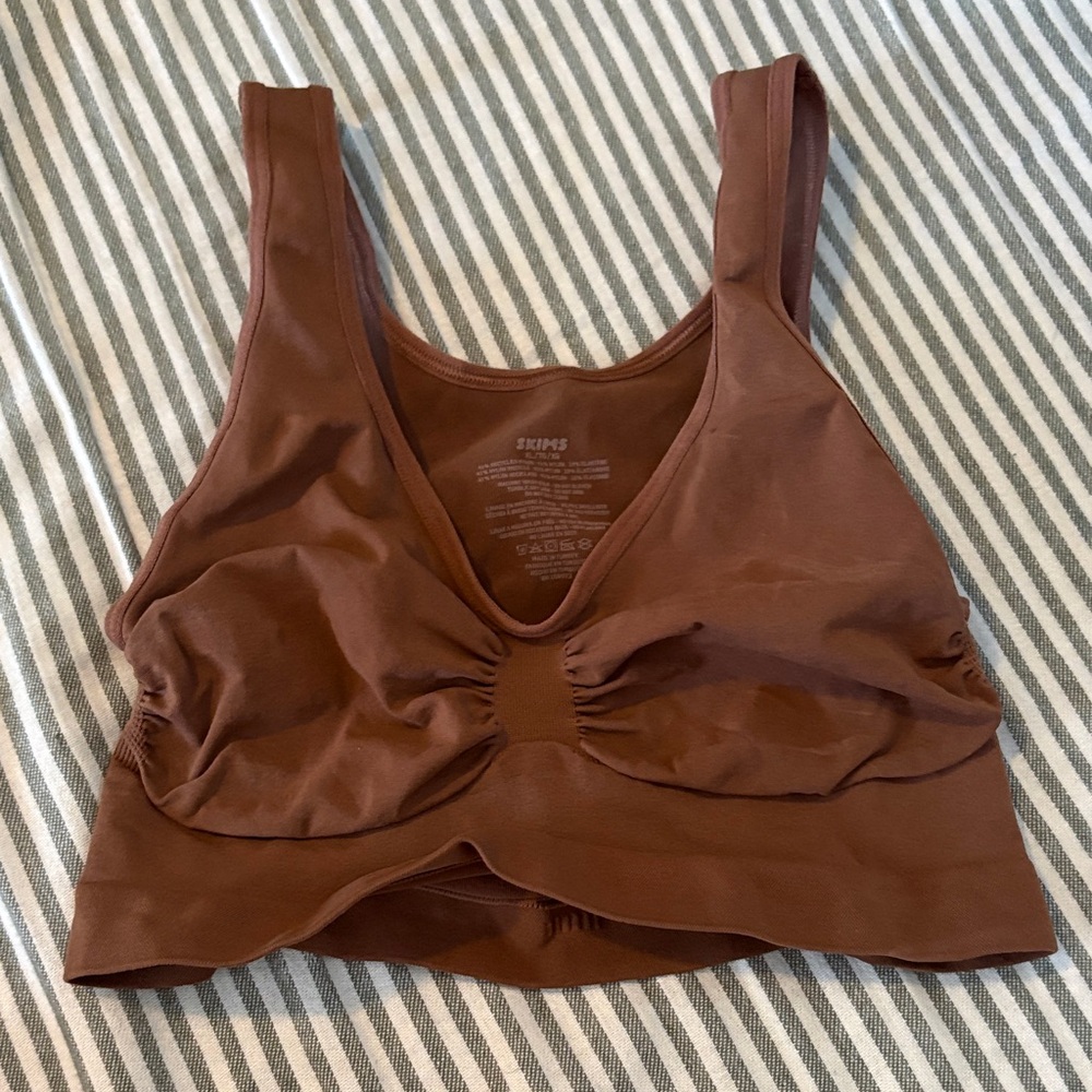 skims brown bralette/ sports bra!!